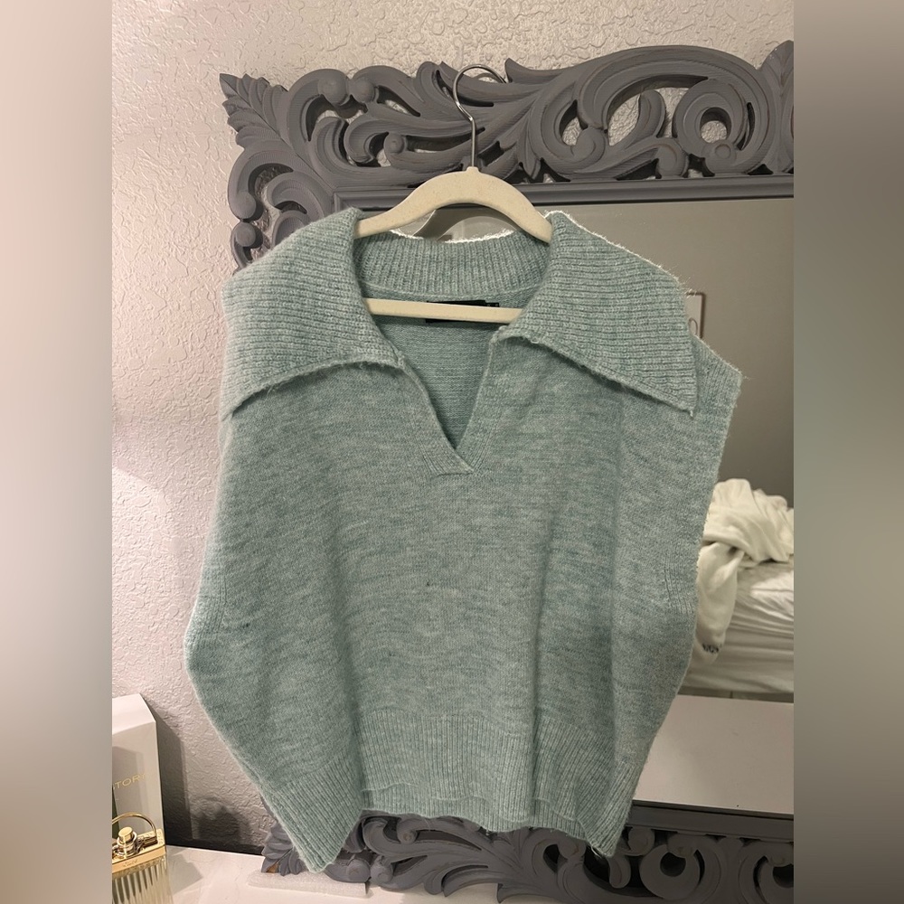 Pretty little thing sweater!